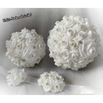 Fehér ezüstös esküvői szett 