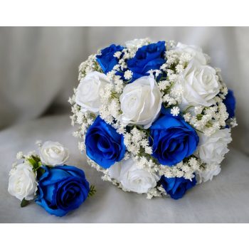 Királykék -fehér menyasszonyi csokor 